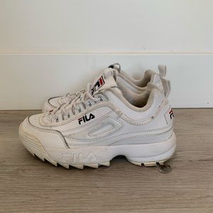 Fila disruptor sneakers
